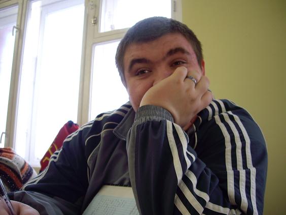 Приступ смеха.